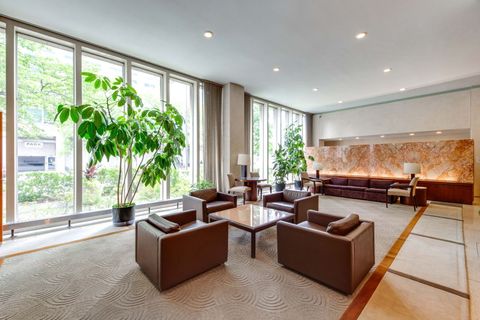 Tiny photo for 3550 N Lake Shore Drive #622, Chicago, IL 60657 (MLS # 12472734)