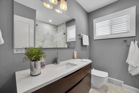 Tiny photo for 5165 N Canfield Avenue, Norridge, IL 60706 (MLS # 12560930)