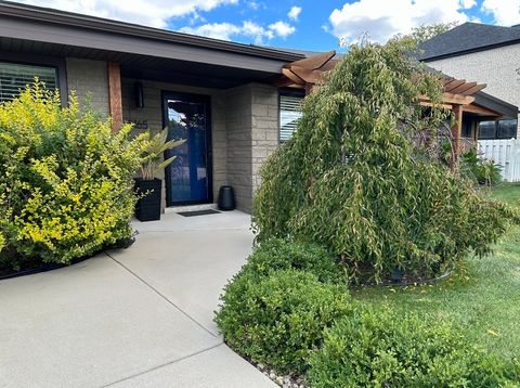 Tiny photo for 5165 N Canfield Avenue, Norridge, IL 60706 (MLS # 12560930)