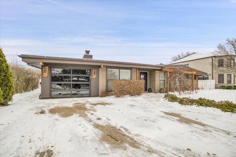 Photo of 5165 N Canfield Avenue, Norridge, IL 60706 (MLS # 12560930)