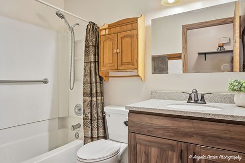 Tiny photo for 4110 Wildwood Drive, Crystal Lake, IL 60014 (MLS # 12628913)