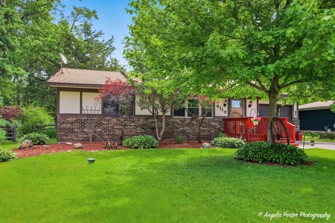 Tiny photo for 4110 Wildwood Drive, Crystal Lake, IL 60014 (MLS # 12628913)