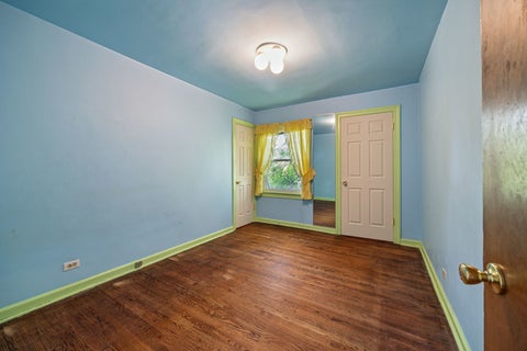 Tiny photo for 2907 W Bryn Mawr Avenue, Chicago, IL 60659 (MLS # 12717026)