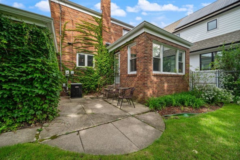 Tiny photo for 2907 W Bryn Mawr Avenue, Chicago, IL 60659 (MLS # 12717026)