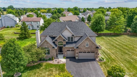 Tiny photo for 5226 Greenshire Circle, Lake In The Hills, IL 60156 (MLS # 12715050)