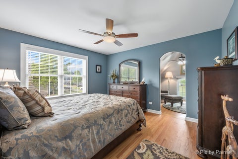 Tiny photo for 5226 Greenshire Circle, Lake In The Hills, IL 60156 (MLS # 12715050)