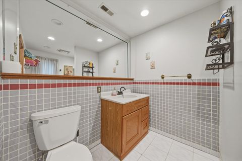 Tiny photo for 810 N Cherry Street, Addison, IL 60101 (MLS # 12621493)