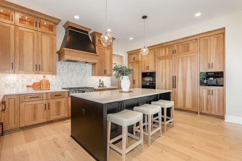 Photo of 12021 S Stallion Drive, Plainfield, IL 60585 (MLS # 12537444)