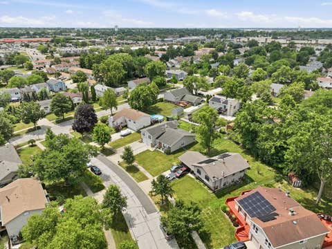 Tiny photo for 316 PLYMOUTH Lane, Bloomingdale, IL 60108 (MLS # 12718842)