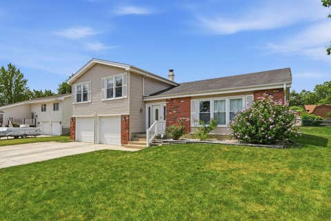 Tiny photo for 316 PLYMOUTH Lane, Bloomingdale, IL 60108 (MLS # 12718842)
