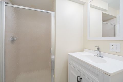 Tiny photo for 15637 Avalon Avenue, South Holland, IL 60473 (MLS # 12583955)