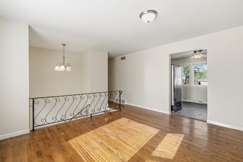 Tiny photo for 15637 Avalon Avenue, South Holland, IL 60473 (MLS # 12583955)