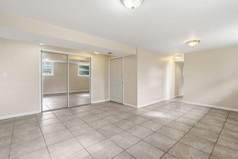 Tiny photo for 15637 Avalon Avenue, South Holland, IL 60473 (MLS # 12583955)