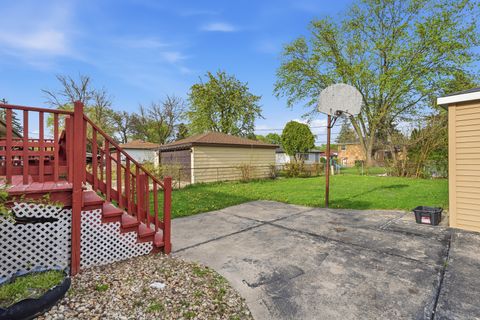 Tiny photo for 15637 Avalon Avenue, South Holland, IL 60473 (MLS # 12583955)