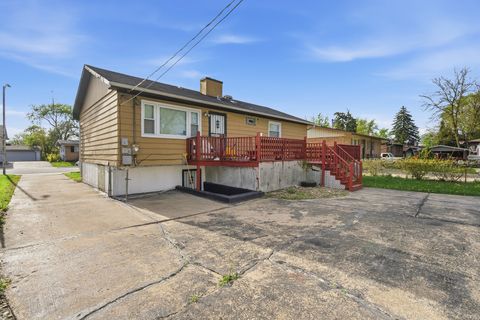 Tiny photo for 15637 Avalon Avenue, South Holland, IL 60473 (MLS # 12583955)