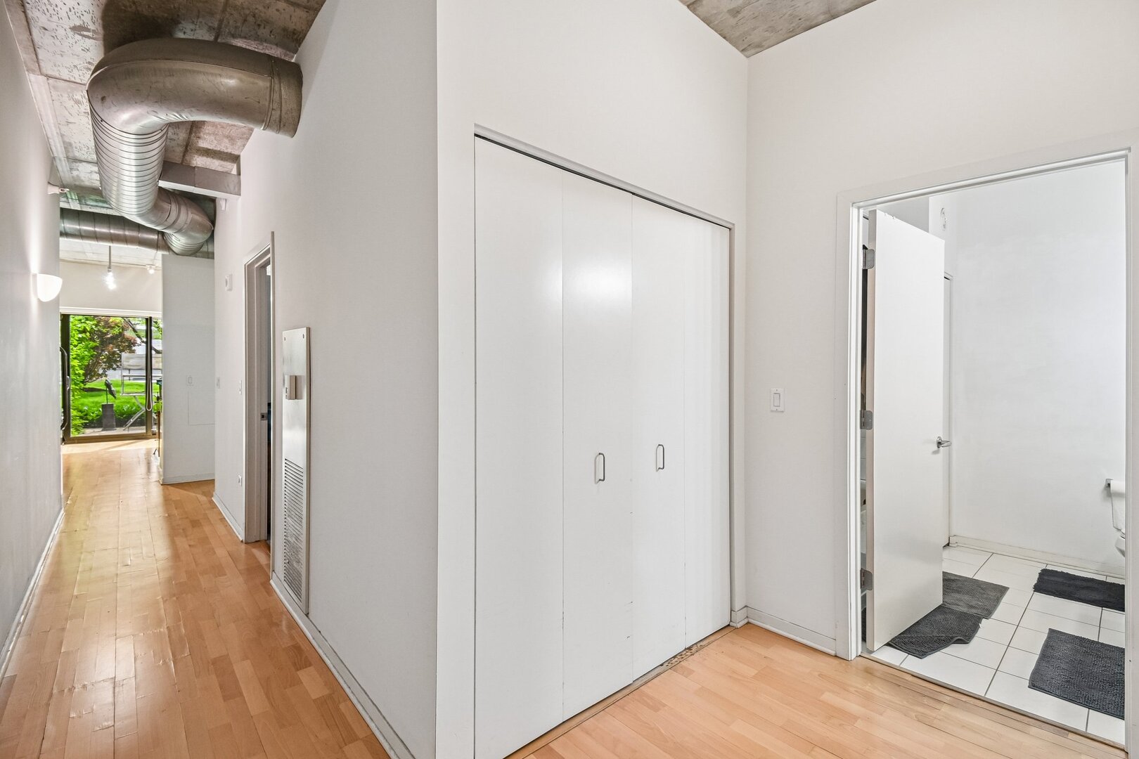 807 Davis Street 314