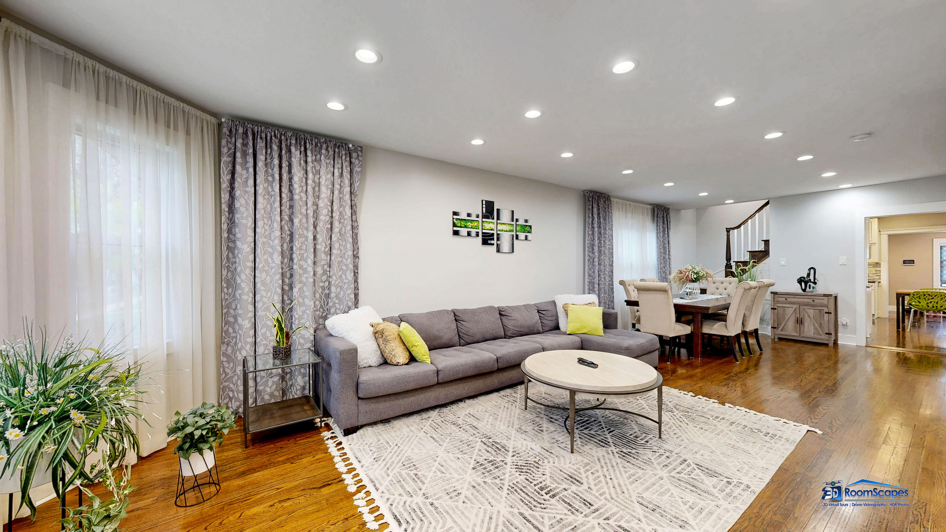 3105 N 76th Court