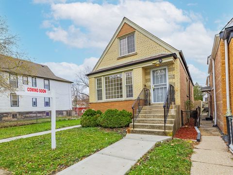 Photo of 7028 S HONORE Street, Chicago, IL 60636 (MLS # 12642958)