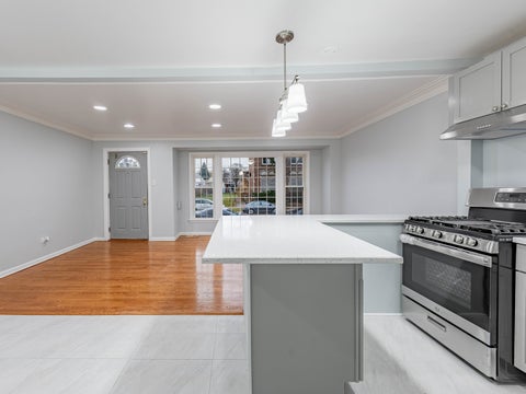 Tiny photo for 7028 S HONORE Street, Chicago, IL 60636 (MLS # 12642958)