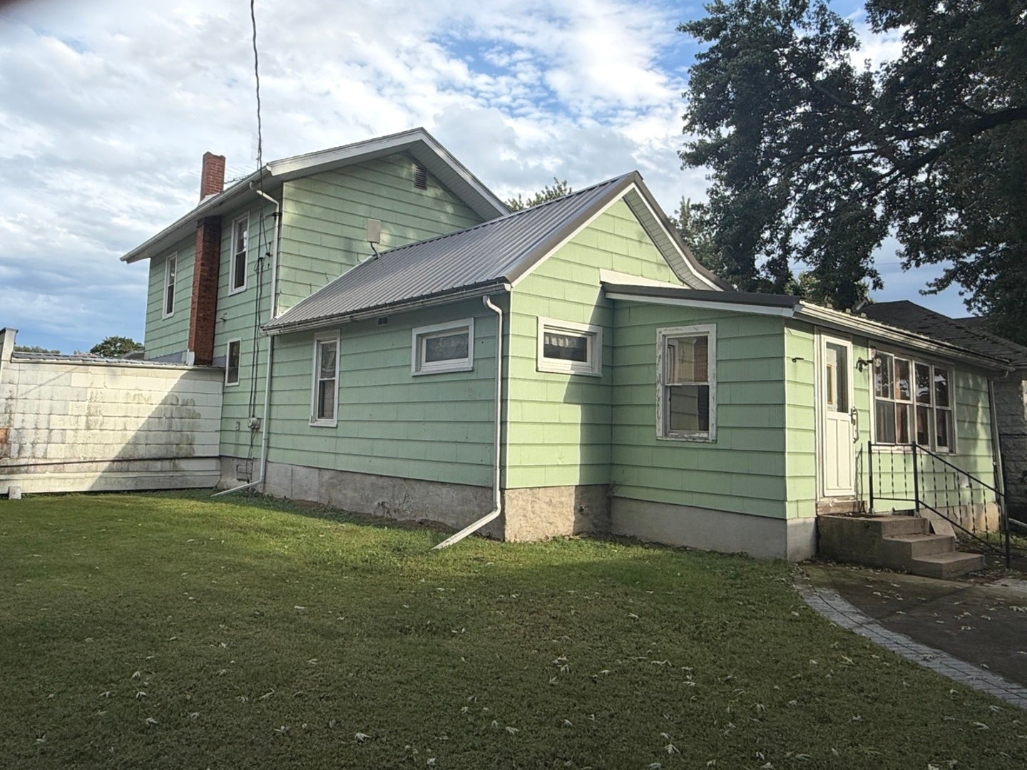 128 N Mason Avenue