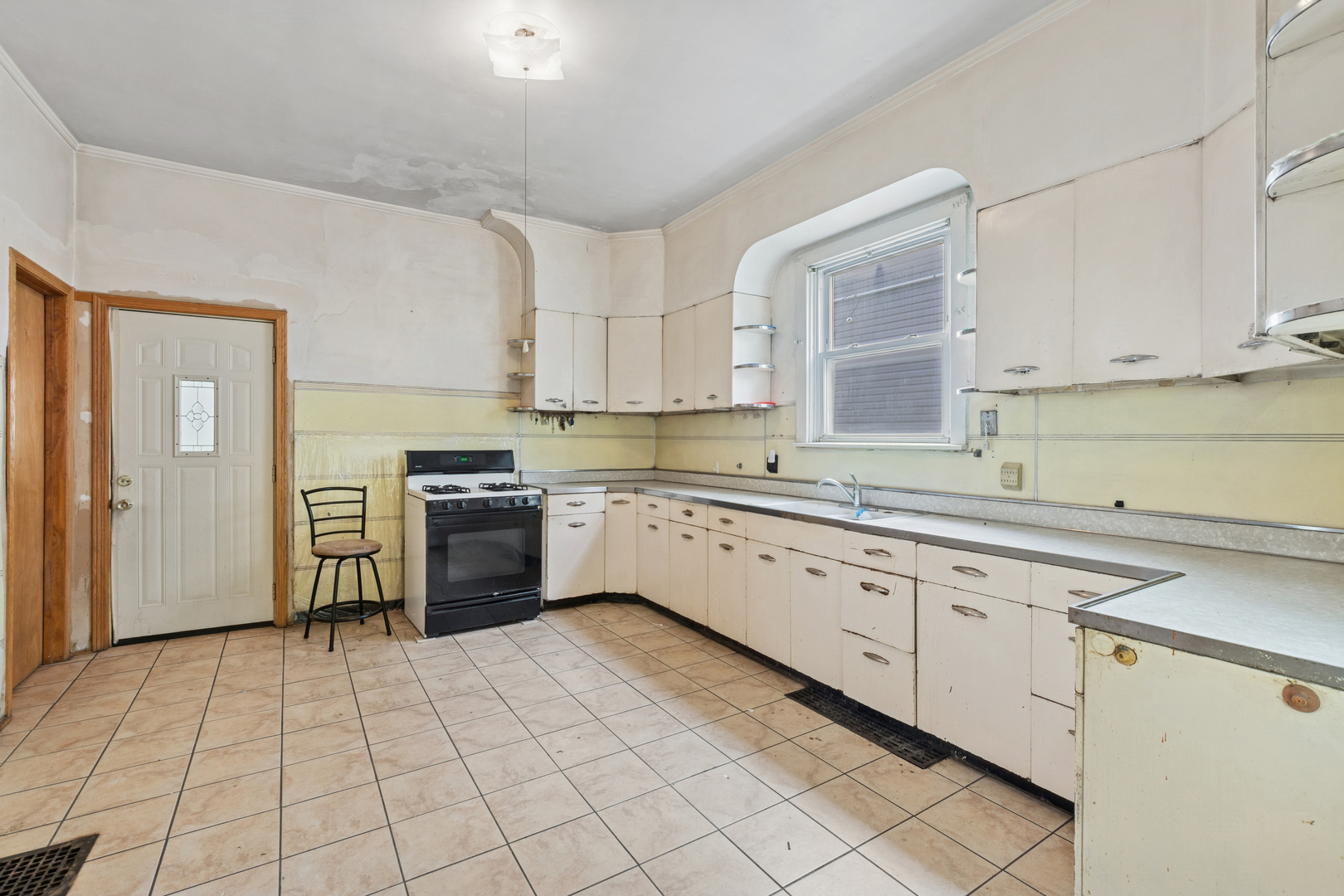 2429 N Rockwell Street