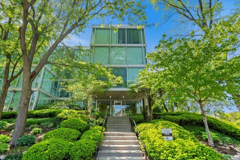 3120 S Indiana Avenue 207 Chicago IL 60616