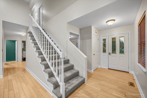 Tiny photo for 148 S Glenbrook Trail, McHenry, IL 60050 (MLS # 12769630)