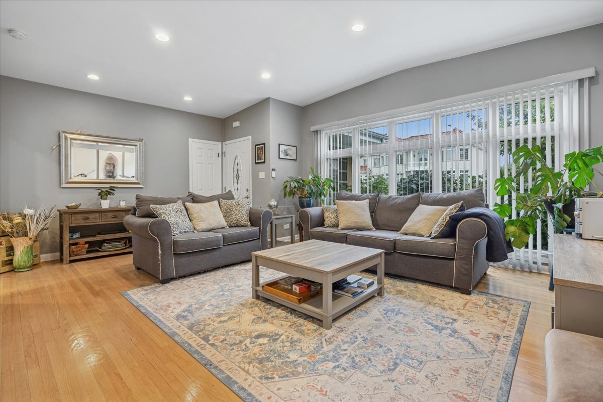 5134 N Mission Drive