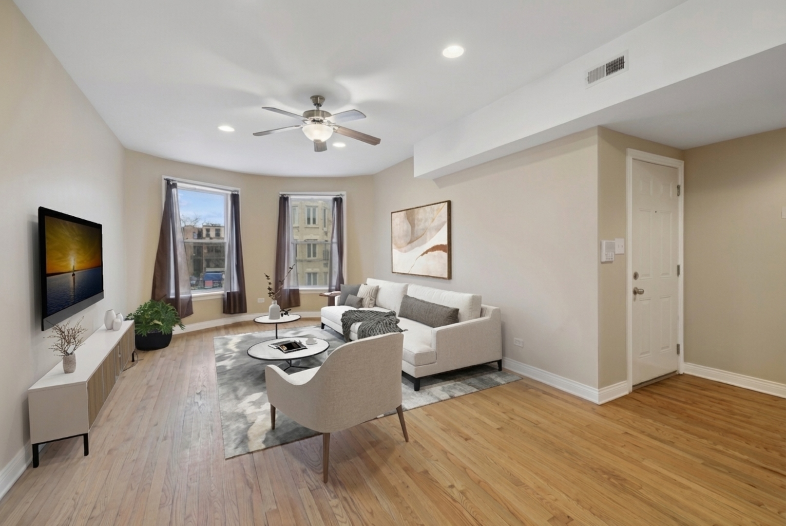 4522 S Calumet Avenue