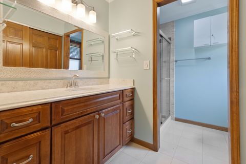Tiny photo for 345 Mayfair Drive, Aurora, IL 60504 (MLS # 12715054)