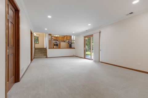 Tiny photo for 345 Mayfair Drive, Aurora, IL 60504 (MLS # 12715054)