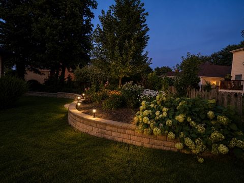 Tiny photo for 345 Mayfair Drive, Aurora, IL 60504 (MLS # 12715054)