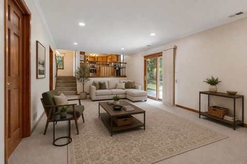 Tiny photo for 345 Mayfair Drive, Aurora, IL 60504 (MLS # 12715054)