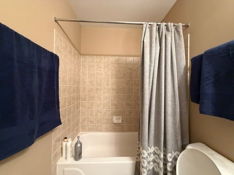 Tiny photo for 335 Thornwood Way #D, South Elgin, IL 60177 (MLS # 12787361)