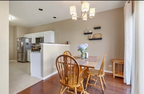 Tiny photo for 335 Thornwood Way #D, South Elgin, IL 60177 (MLS # 12787361)