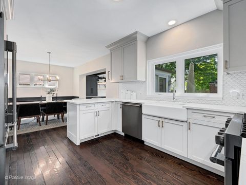 Tiny photo for 712 N Catherine Avenue, La Grange Park, IL 60526 (MLS # 12556128)