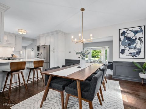 Tiny photo for 712 N Catherine Avenue, La Grange Park, IL 60526 (MLS # 12556128)