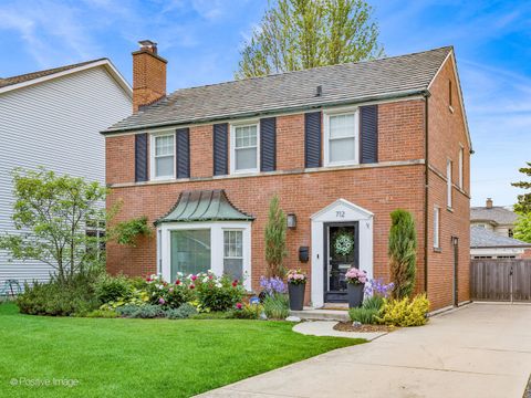 Photo of 712 N Catherine Avenue, La Grange Park, IL 60526 (MLS # 12556128)