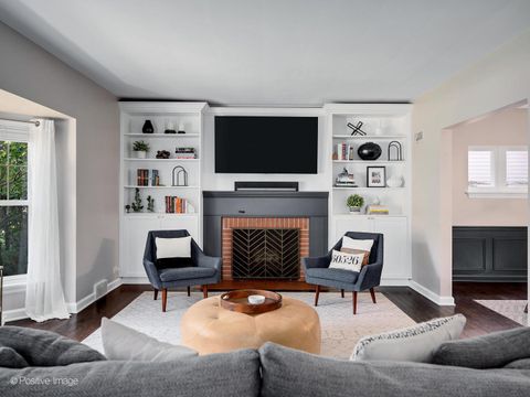 Tiny photo for 712 N Catherine Avenue, La Grange Park, IL 60526 (MLS # 12556128)