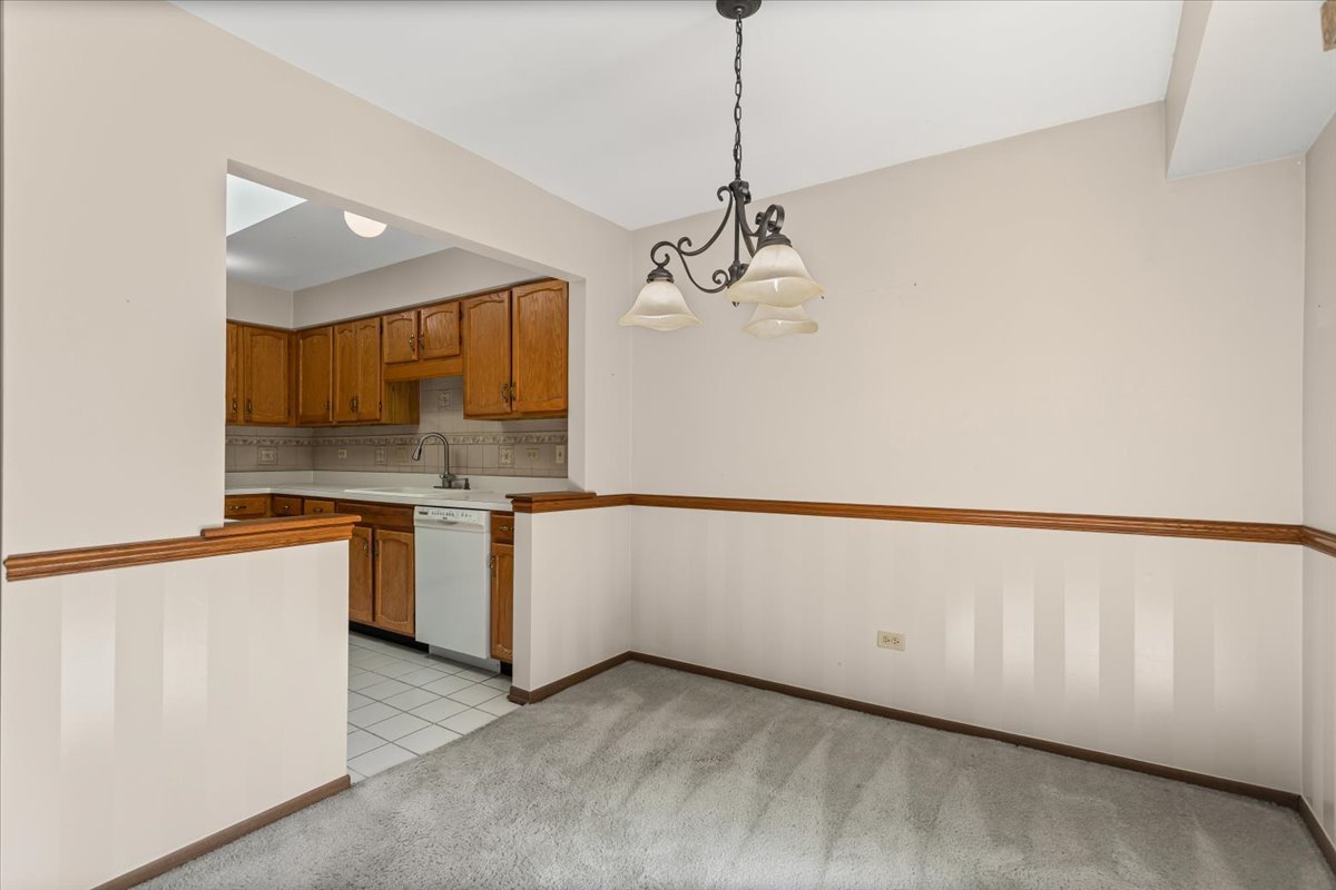 5355 Newport Drive 4-6C