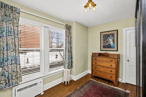 Tiny photo for 1519 Hinman Avenue #4C, Evanston, IL 60201 (MLS # 12592340)
