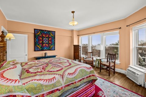 Tiny photo for 1519 Hinman Avenue #4C, Evanston, IL 60201 (MLS # 12592340)