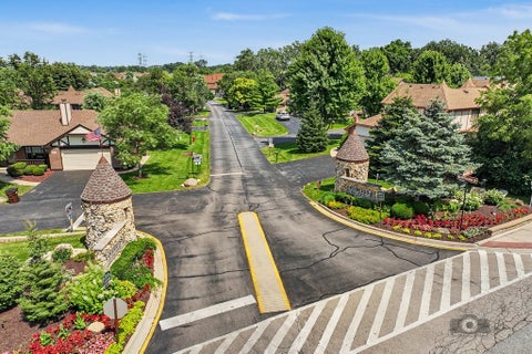 Tiny photo for 11657 S Matterhorn Circle #102, Palos Park, IL 60464 (MLS # 12753928)