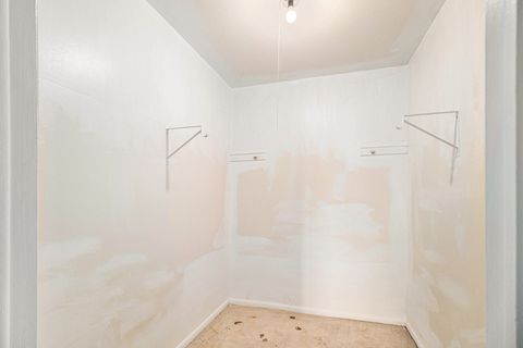 Tiny photo for 10 Oak Creek Drive #1020, Buffalo Grove, IL 60089 (MLS # 12532099)