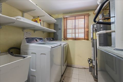 Tiny photo for 33 Half Day Road, Lincolnshire, IL 60069 (MLS # 12632396)