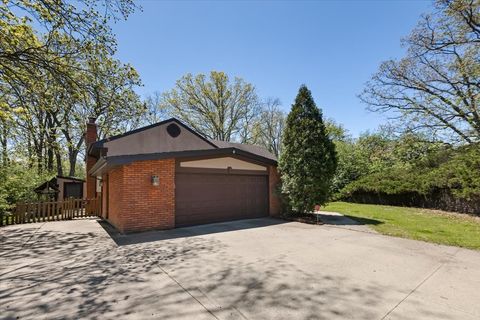 Tiny photo for 33 Half Day Road, Lincolnshire, IL 60069 (MLS # 12632396)