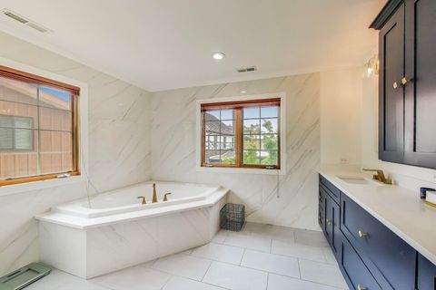 Tiny photo for 1206 Lathrop Avenue, River Forest, IL 60305 (MLS # 12502924)