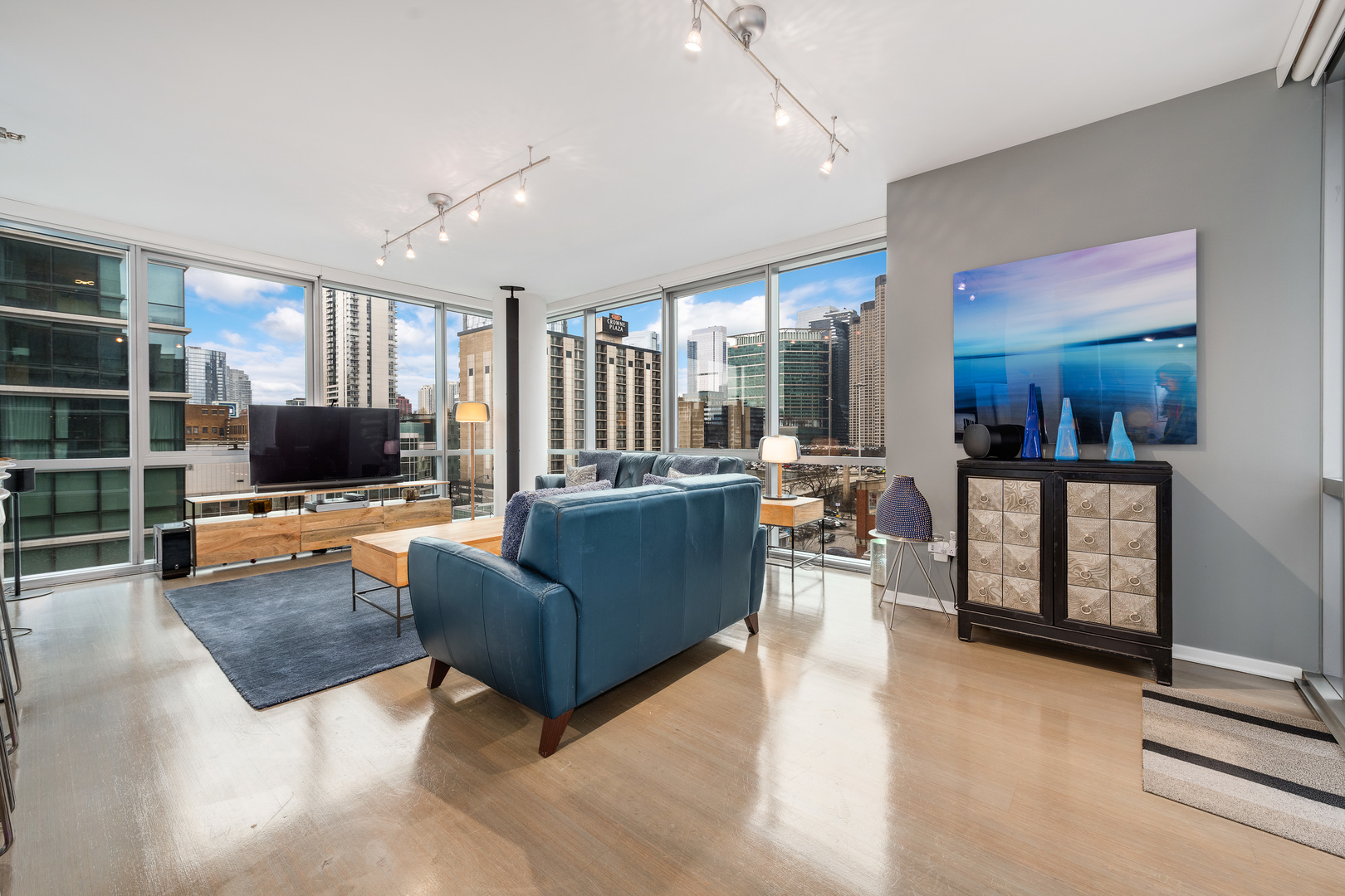 125 S Green Street 603A