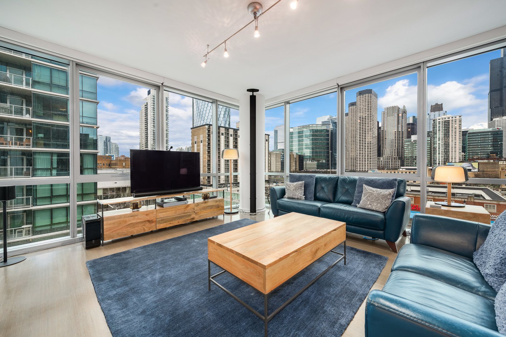 125 S Green Street 603A