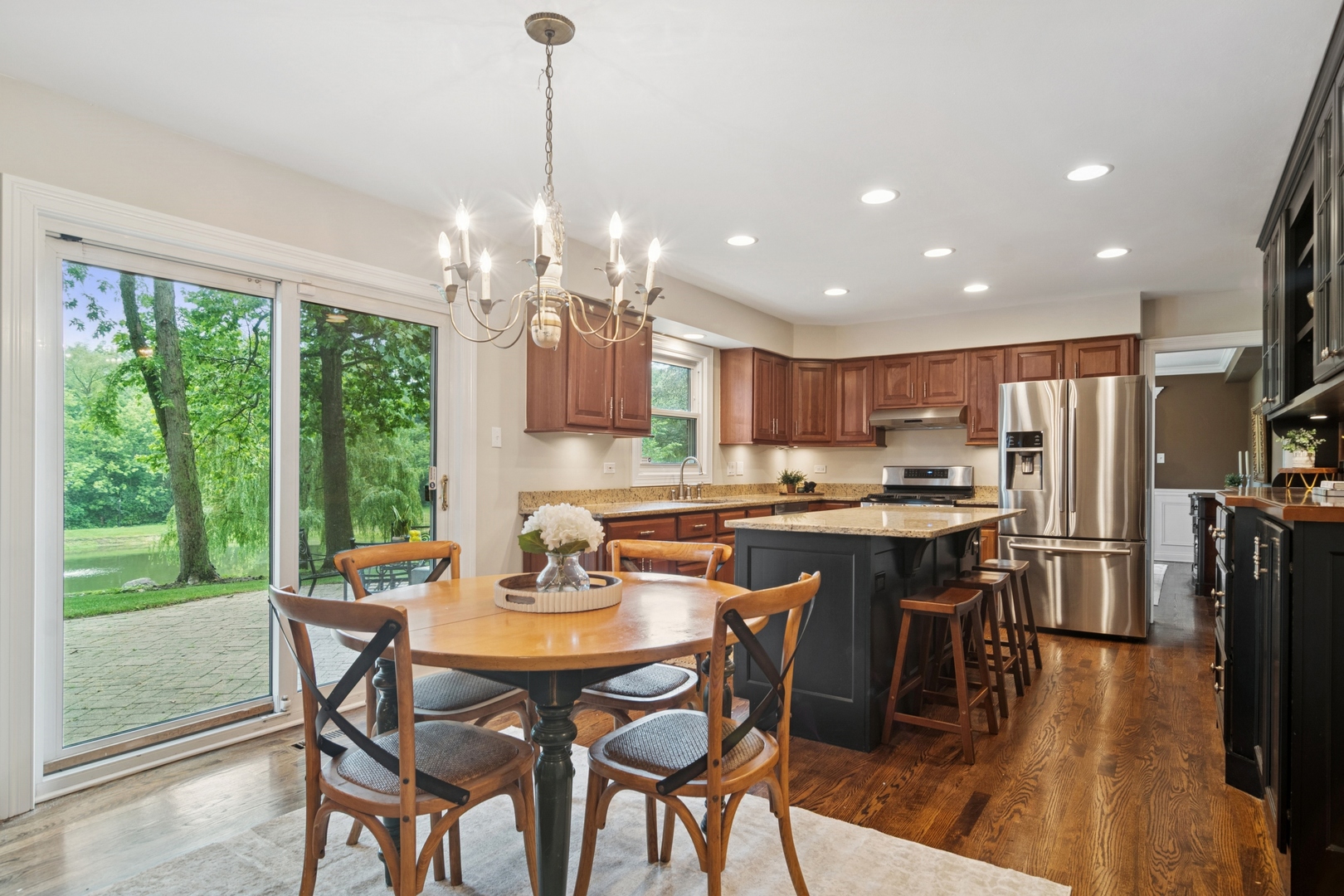 870 Georgetowne Lane